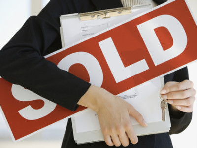 10 STEPS TO SELLING YOUR PROPERTY